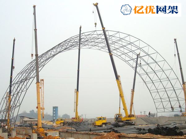 九台干煤棚网架